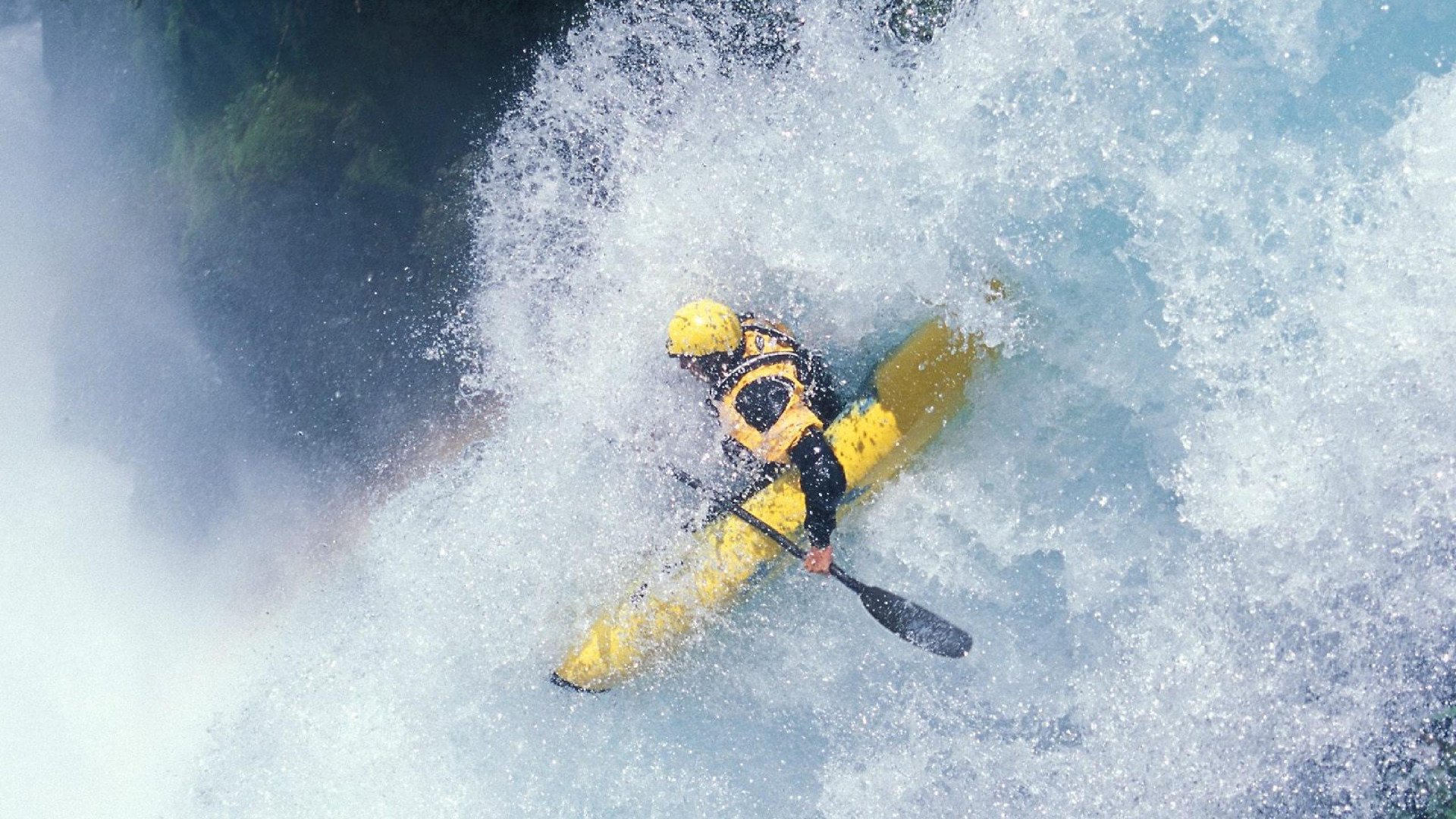“武汉马拉松赛道上，谁将成就新的传奇？”